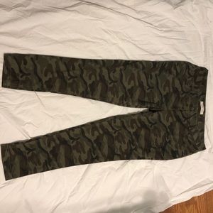 No boundaries camo skinny jeans